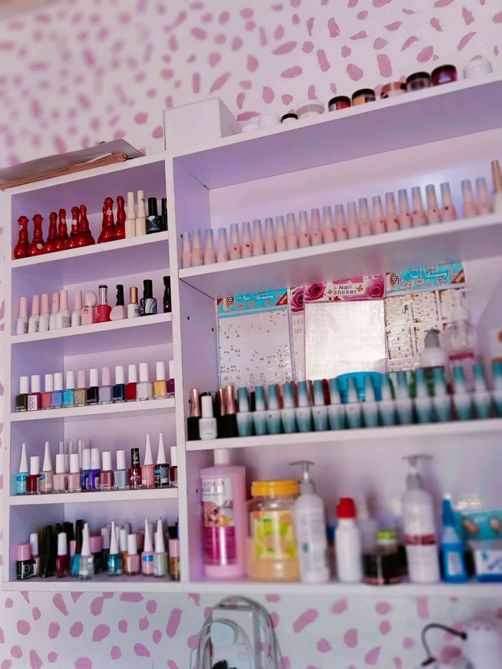shop background